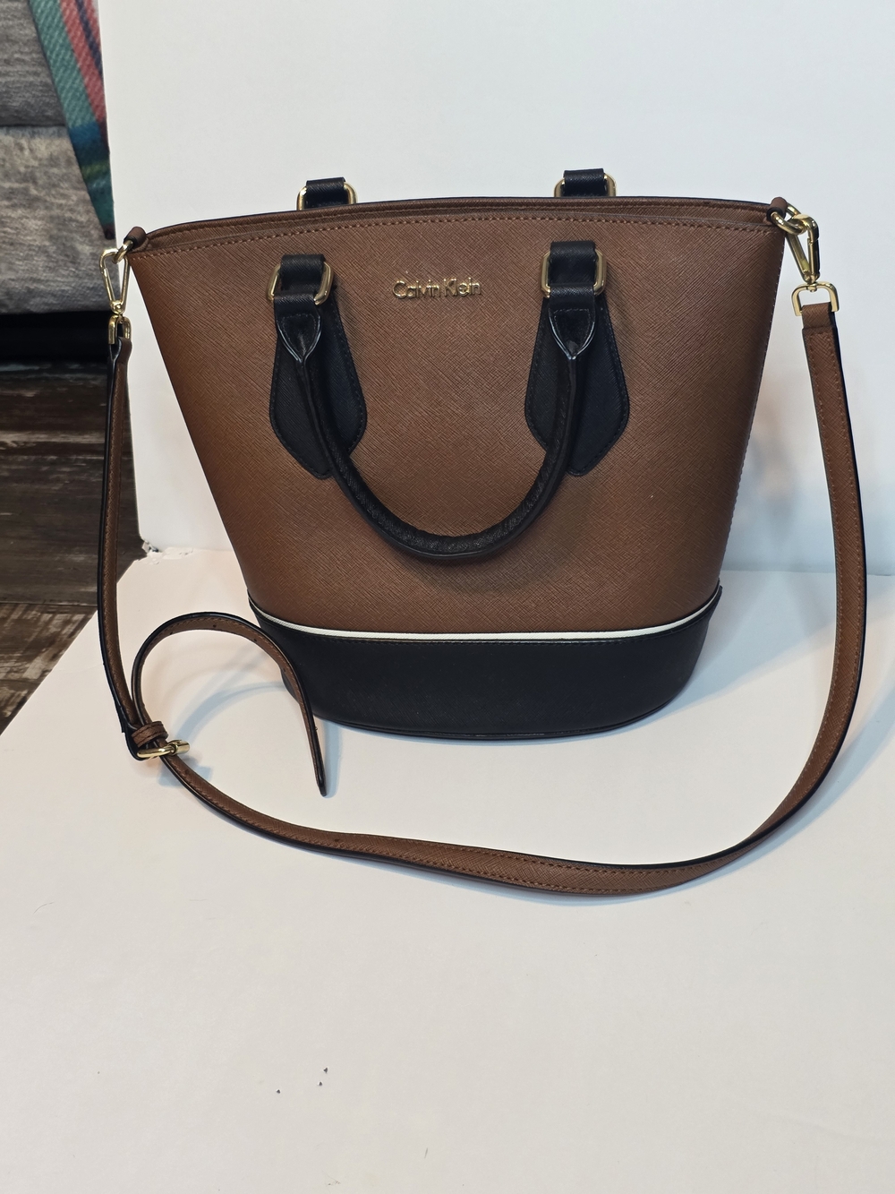 Calvin Klein Brown and Black Two-Tone Tote with Crossbody Strap - Picture 2 of 11